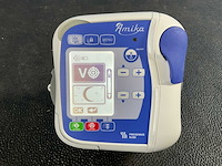 2020 fresenius amika voedingspomp (4x) - afbeelding 8 van  12