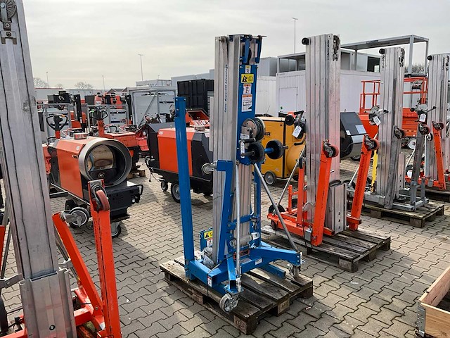 2020 genie sla-20 materiaallift / kanaallift - afbeelding 9 van  16