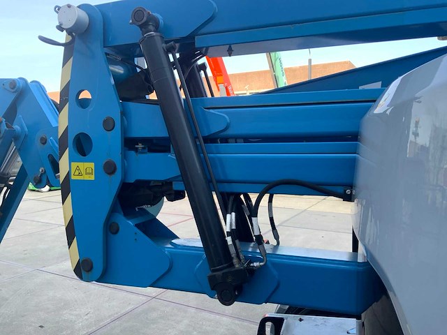 2020 genie z-45 fe / de zelfrijdende kniktelescoophoogwerker - afbeelding 3 van  27