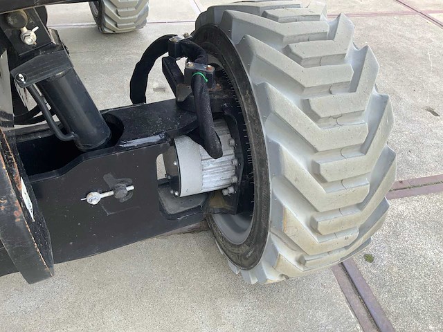 2020 genie z-45 fe / de zelfrijdende kniktelescoophoogwerker - afbeelding 18 van  27