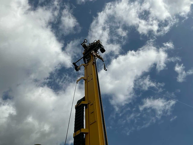 2020 geotec rotomax m rupsboormachine met buizenmanipulator - afbeelding 19 van  69