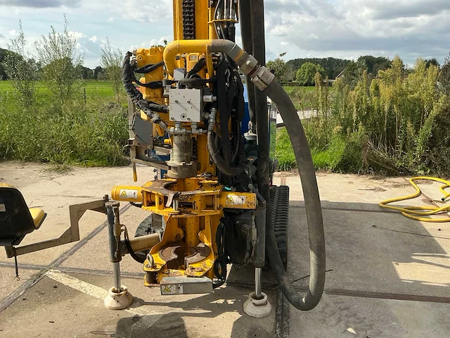 2020 geotec rotomax m rupsboormachine met buizenmanipulator - afbeelding 34 van  69