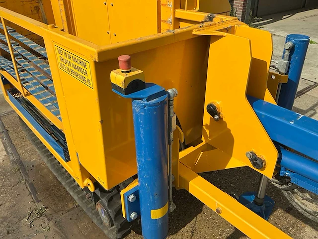 2020 geotec rotomax m rupsboormachine met buizenmanipulator - afbeelding 48 van  69