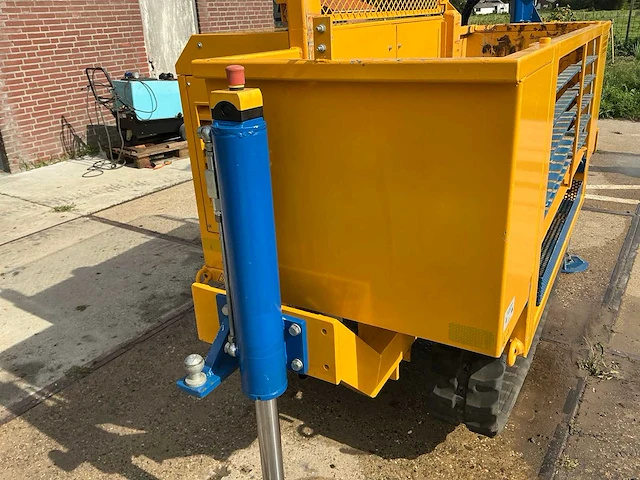 2020 geotec rotomax m rupsboormachine met buizenmanipulator - afbeelding 54 van  69