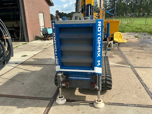 2020 geotec rotomax m rupsboormachine met buizenmanipulator - afbeelding 45 van  69