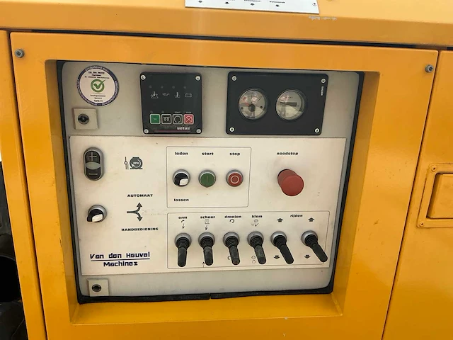 2020 geotec rotomax m rupsboormachine met buizenmanipulator - afbeelding 42 van  69