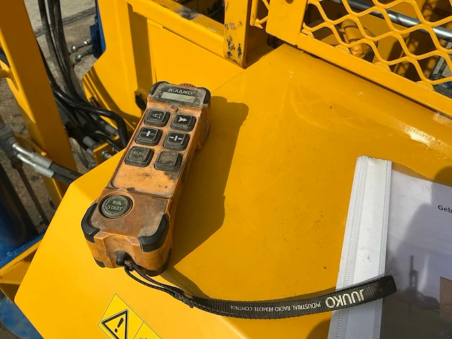 2020 geotec rotomax m rupsboormachine met buizenmanipulator - afbeelding 53 van  69