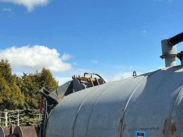 2020 getrokken vacuümtank / slibtank met hyva kipsysteem en vacuümpomp - afbeelding 42 van  47