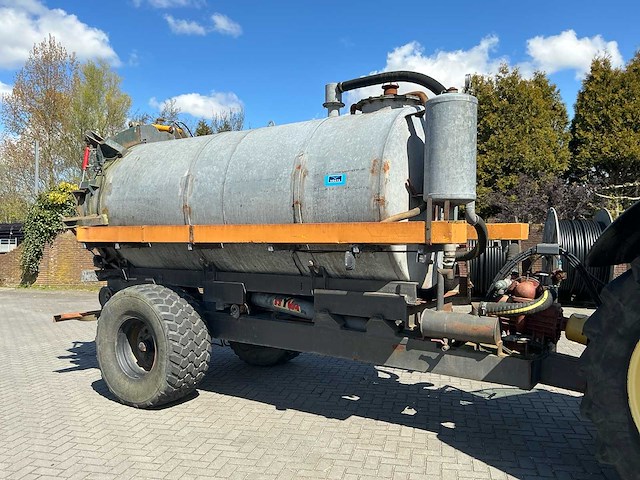 2020 getrokken vacuümtank / slibtank met hyva kipsysteem en vacuümpomp - afbeelding 29 van  47