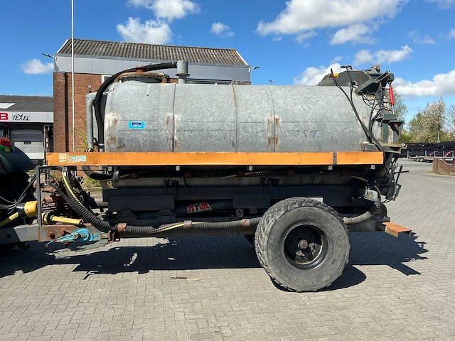 2020 getrokken vacuümtank / slibtank met hyva kipsysteem en vacuümpomp - afbeelding 30 van  47