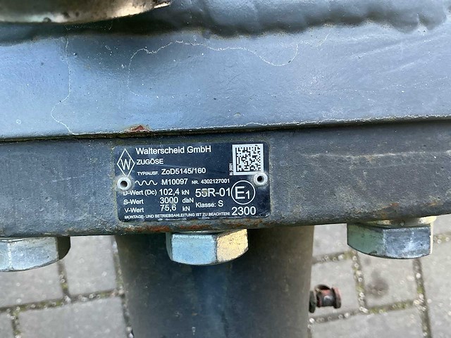 2020 getrokken vacuümtank / slibtank met hyva kipsysteem en vacuümpomp - afbeelding 22 van  36