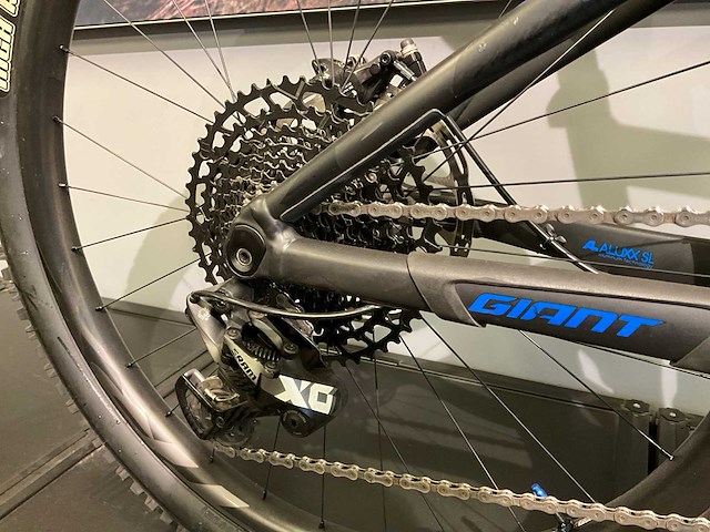 2020 giant trance e+ elektrische mountainbike - afbeelding 6 van  16