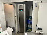 2020 gram baker f550 vrieskast