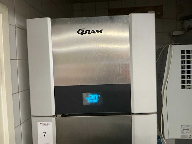 2020 gram baker f550 vrieskast - afbeelding 2 van  6