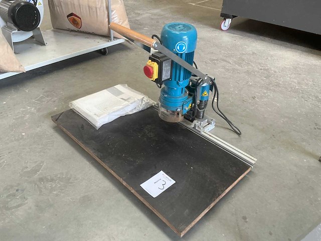 2020 hettich bluemax mini 2/6 beslagfreesmachine - afbeelding 3 van  4