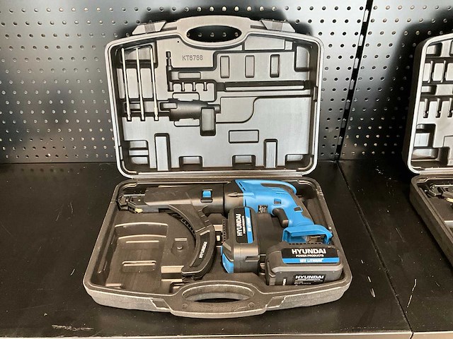 2020 hyundai 56140 bandschroefmachine - afbeelding 1 van  7