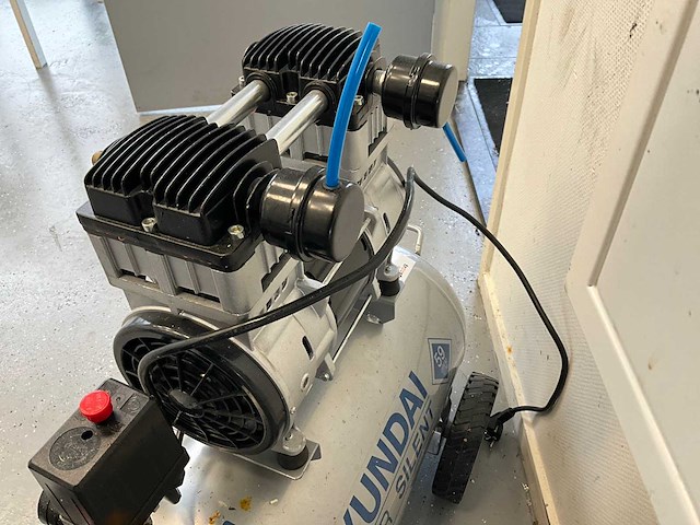 2020 hyundai ots1500-50 olievrije compressor - afbeelding 4 van  7