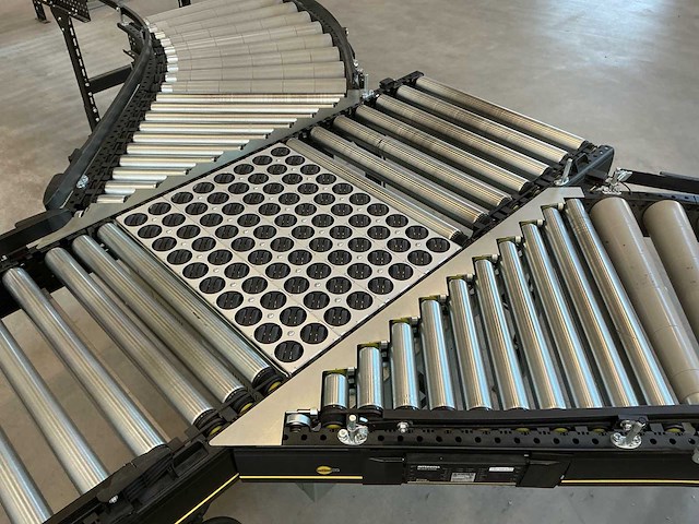 2020 interroll multicontrol diverter met rollenbanen (electrisch aangedreven) (4x) - afbeelding 2 van  17