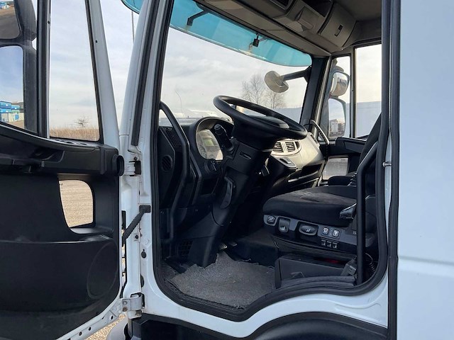 2020 iveco 120e vrachtwagen - afbeelding 20 van  41