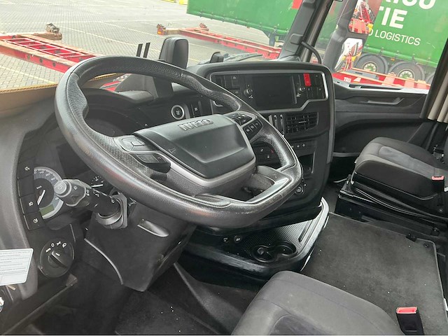 2020 iveco tr4x trekker (74113-1467) - afbeelding 8 van  31