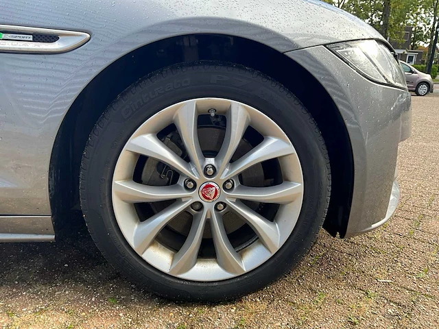 2020 jaguar xf sportbrake 2.0d cheq. flag personenauto - afbeelding 20 van  29