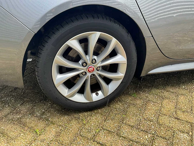 2020 jaguar xf sportbrake 2.0d cheq. flag personenauto - afbeelding 22 van  29
