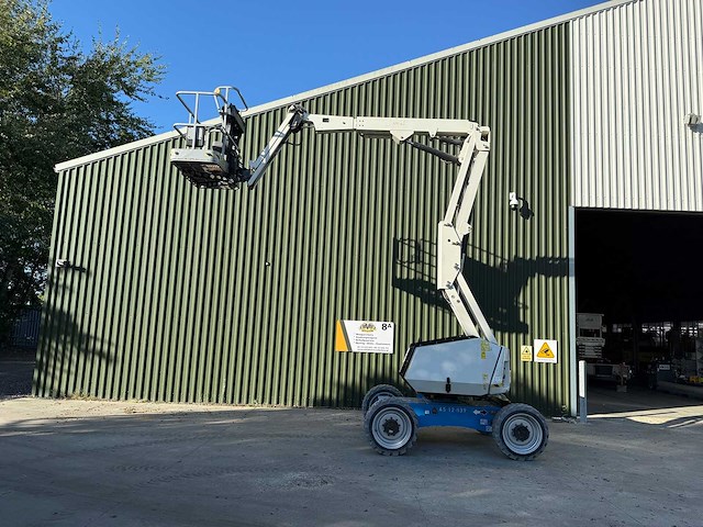 2020 jlg h340aj hybride knikarm hoogwerker - afbeelding 15 van  21