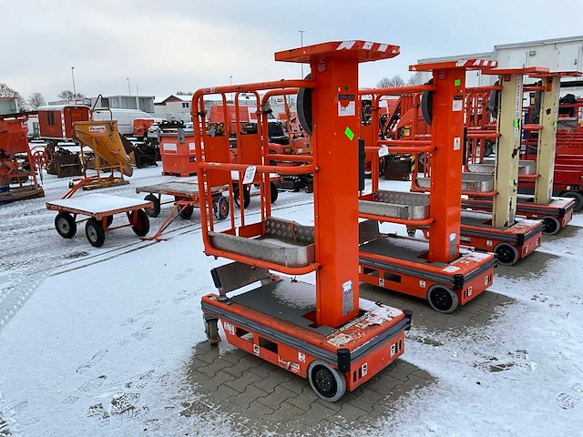 2020 jlg power towers ecolift personenlift - afbeelding 1 van  8
