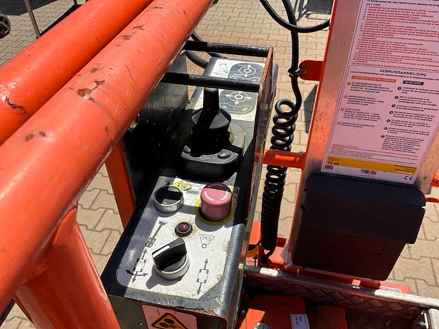2020 jlg power towers nano sp personenlift - afbeelding 12 van  15