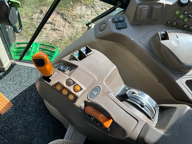 2020 john deere 6155m vierwielaangedreven landbouwtractor - afbeelding 26 van  44