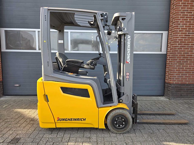 2020 jungheinrich efg 215 1500kg 4427uur vorkheftruck - afbeelding 1 van  9