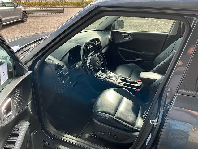 2020 kia e-soul executiveline 64 kwh personenauto - afbeelding 7 van  41