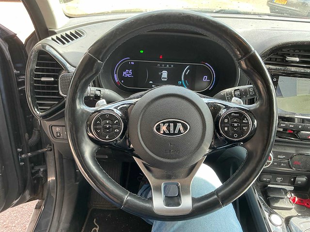 2020 kia e-soul executiveline 64 kwh personenauto - afbeelding 22 van  41