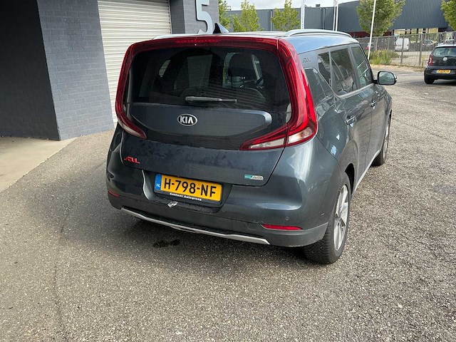 2020 kia e-soul executiveline 64 kwh personenauto - afbeelding 39 van  41