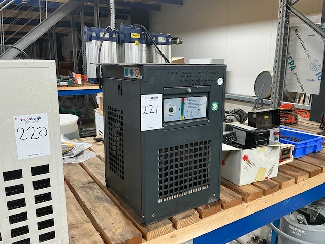 2020 km compac-1800 luchtdroger - afbeelding 1 van  5