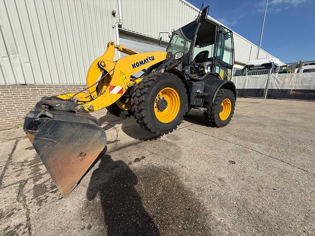 2020 komatsu wa100m-8 shovel wiellader - afbeelding 37 van  43