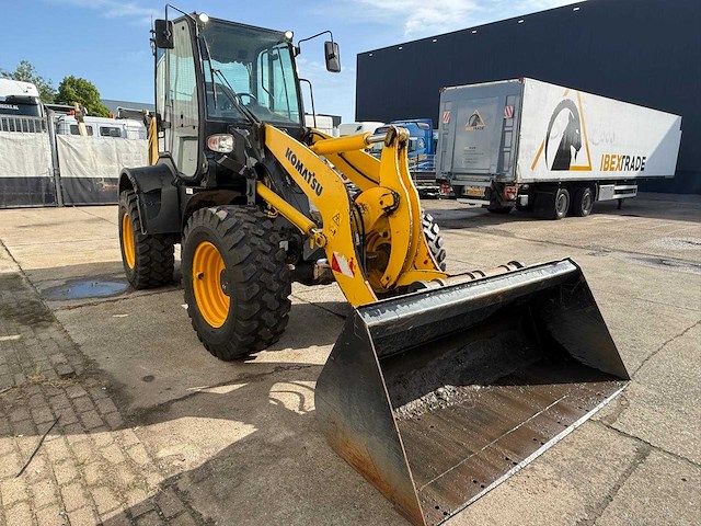 2020 komatsu wa100m-8 shovel wiellader - afbeelding 2 van  9