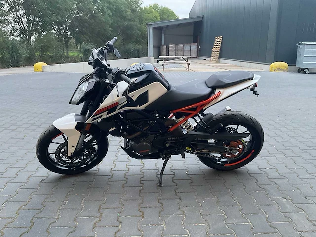 2020 ktm - duke 125 - motorcycle - afbeelding 5 van  12