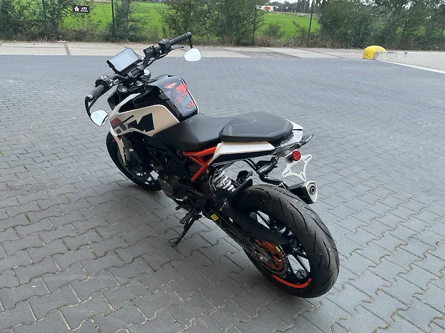 2020 ktm - duke 125 - motorcycle - afbeelding 6 van  12