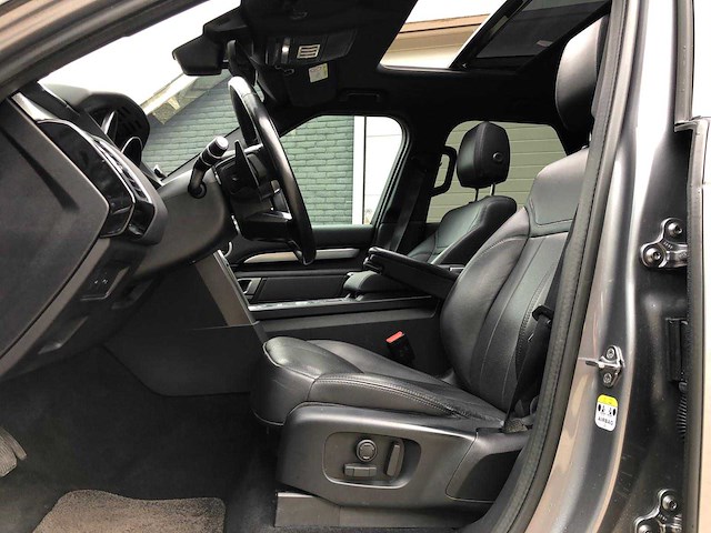 2020 land rover discovery landmark 7 persoons personenauto - afbeelding 19 van  19