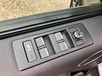 2020 land rover discovery landmark 7 persoons personenauto - afbeelding 12 van  19