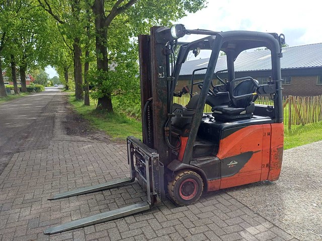 2020 linde e16h-02 vorkheftruck - afbeelding 1 van  18