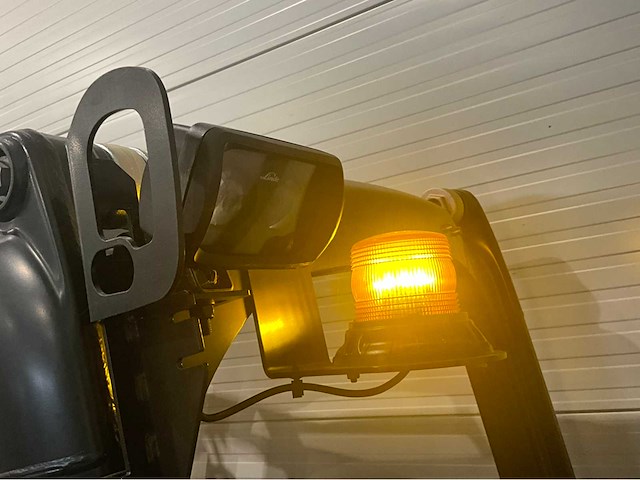 2020 linde e18-02 1800kg vorkheftruck accu 2023 - afbeelding 4 van  18
