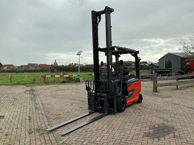 2020 linde e30 rhl-01/600 vorkheftruck - afbeelding 12 van  22