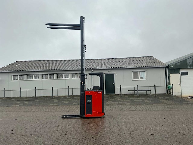 2020 linde l1600r reach truck - afbeelding 1 van  15