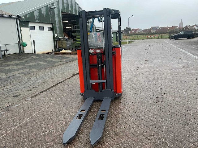 2020 linde l1600r reach truck - afbeelding 9 van  15