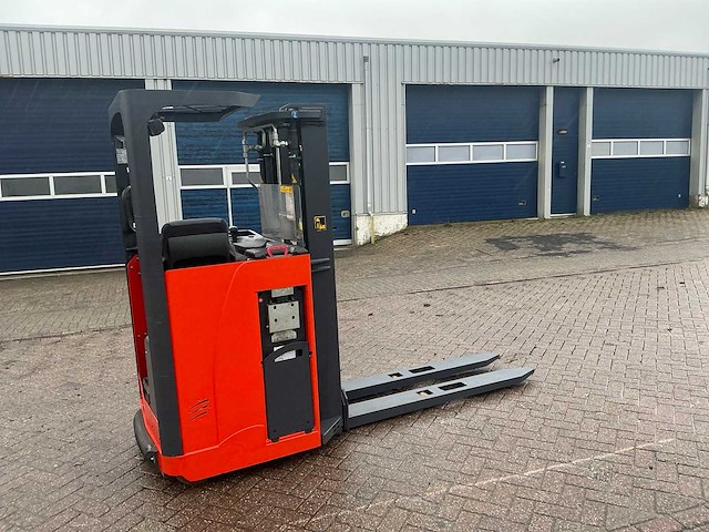 2020 linde l1600r reach truck - afbeelding 11 van  15