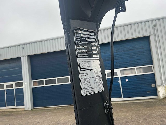2020 linde l1600r reach truck - afbeelding 2 van  17