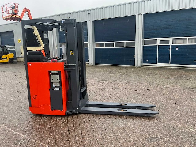 2020 linde l1600r reach truck - afbeelding 10 van  15