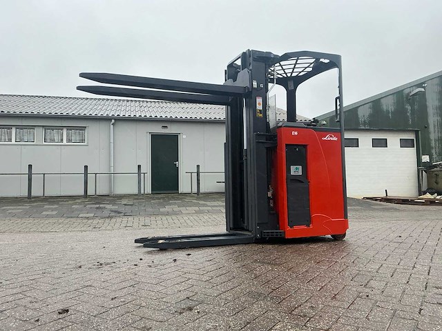 2020 linde l1600r reach truck - afbeelding 15 van  16